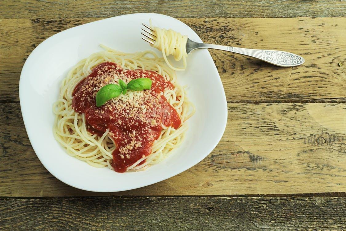 Best fancy-sounding (and tasting) low-cost pasta sauce – Prego Merlot Marinara