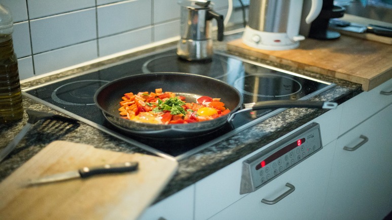 Are Electric Ranges Ever Worth Buying?