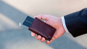 The Best Smart Wallets of 2020