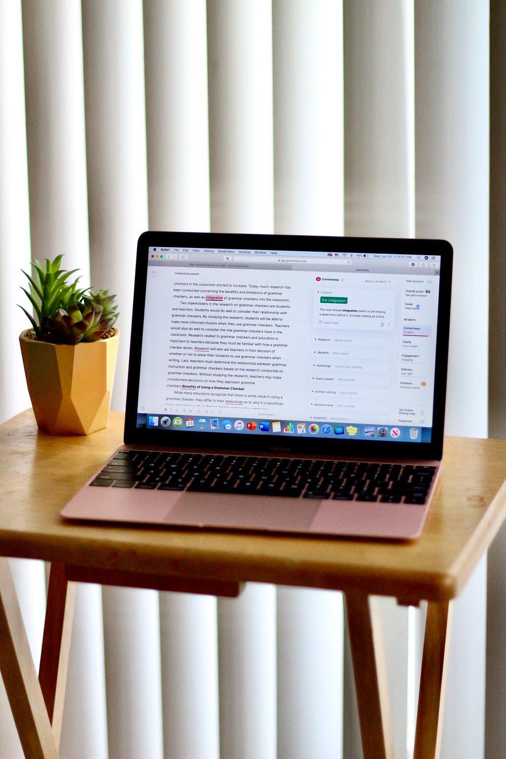 Grammarly Makes Writing Cover Letters So Easy