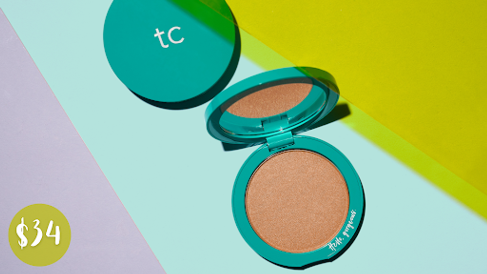 Brilliant Face Highlighteru2122 Skin Perfecting Powder